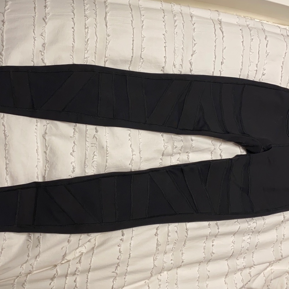 Lululemon Wunder Under *Tech Mesh*